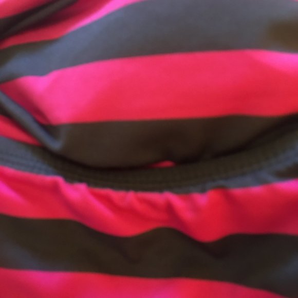 NWT Mossimo pink and slate tankini top Size S - Picture 3 of 9